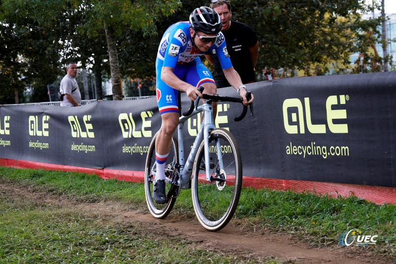 2024 UEC Cyclo-cross European Championships - Pontevedra - Team Relay - 02/11/2024 -  - photo Massimo Fulgenzi/SprintCyclingAgency?2024